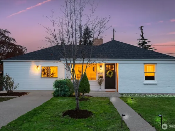 2460 S 121 Street, Burien, WA 98168
