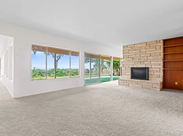 5877 Soledad Mountain Rd, La Jolla, CA 92037