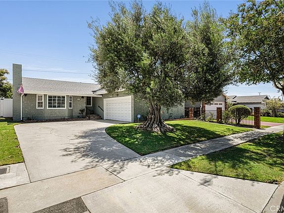 2nd image of 22906 Caroldale Ave