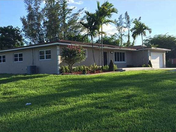 3rd image of 17600 SW 59th Ct