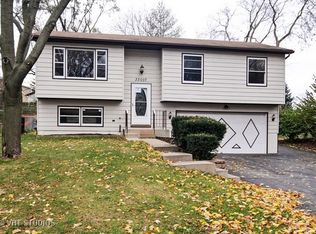 33007 N John Mogg Rd, Grayslake, IL 60030