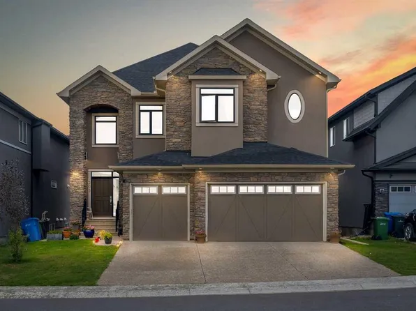 205 S Kinniburgh Cv, Chestermere, AB T1X 0Y6