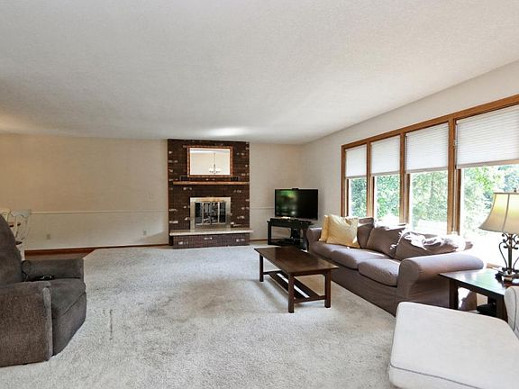 3rd image of 2615 Flandrau St