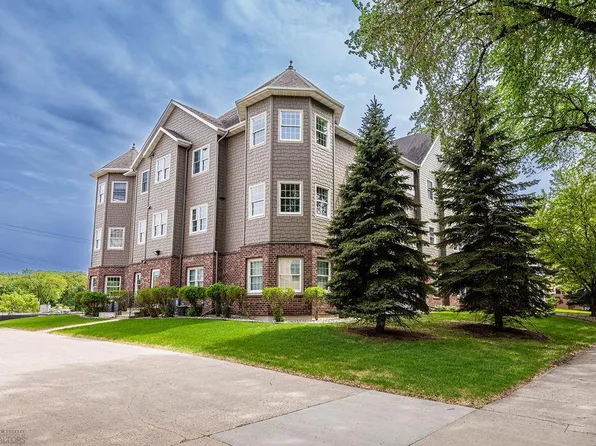 404 8th St S APT 303, Fargo, ND 58103