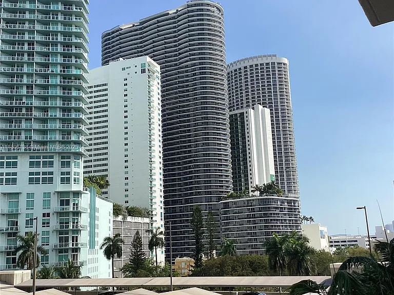 2001 Biscayne Blvd #3503 — Photo 2