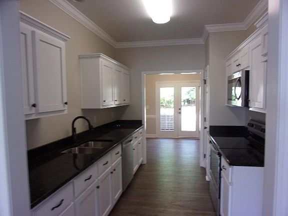 4th image of 4194 Pickering Dr