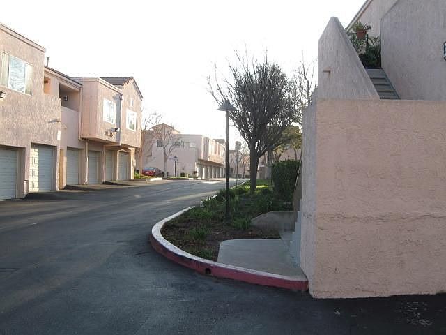 2nd image of 24420 Flaxwood Ln Unit 102