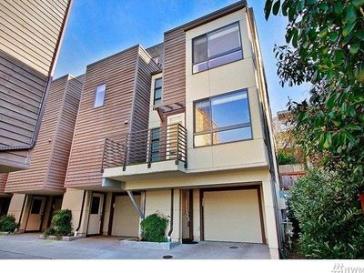 2042D 14th Ave W, Seattle, WA, 98119