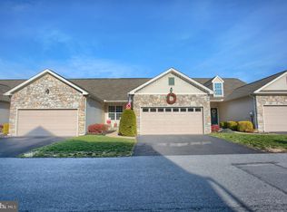 2192 Versailles Dr, Harrisburg, PA 17112