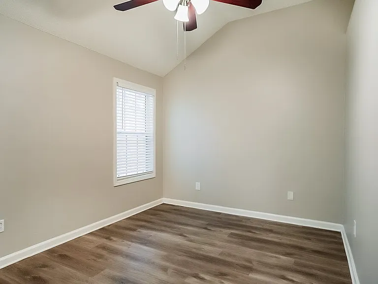 4925 Brookwood Pl — Photo 11