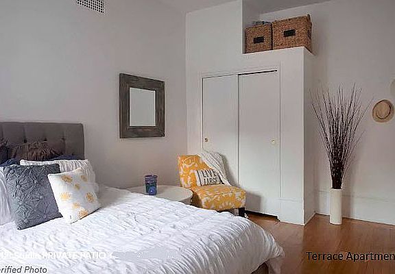 3rd image of 313 W 75th St #4T