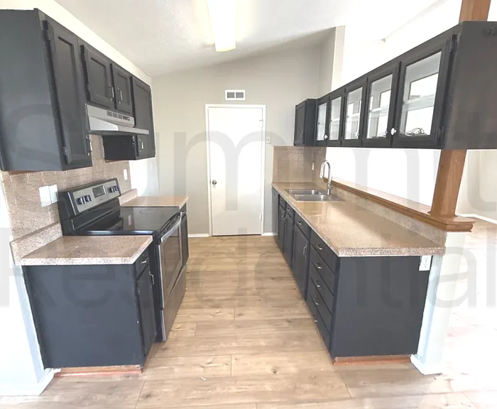 6076 Dooley Dr — Photo 19
