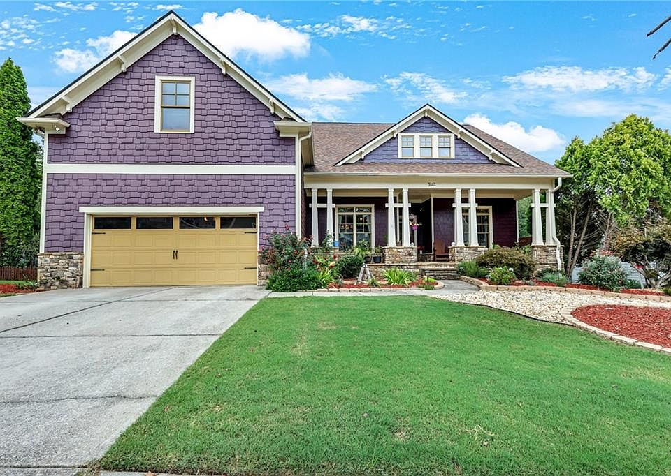 1st image of 3161 Perimeter Cir