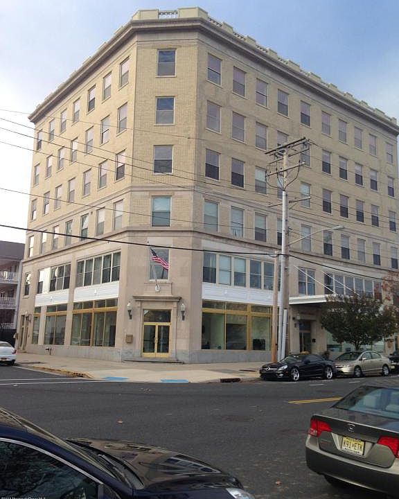 1st image of 501 Grand Ave APT 2C