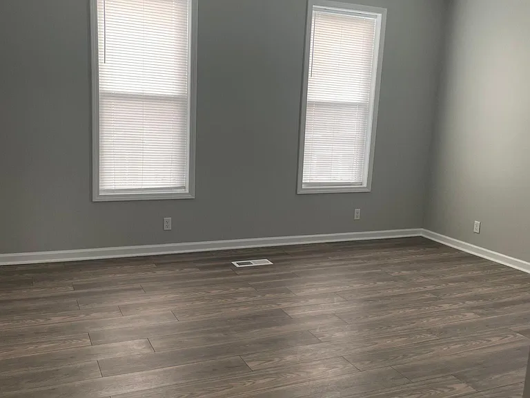 129 Van Voast Ave — Photo 12