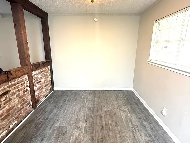 5953 Oakleigh Rd — Photo 6