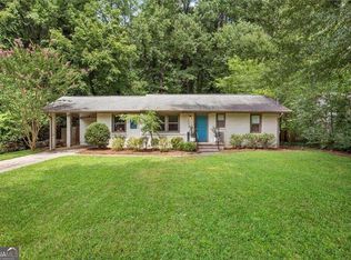 2382 Hunting Valley Dr, Decatur, GA 30033