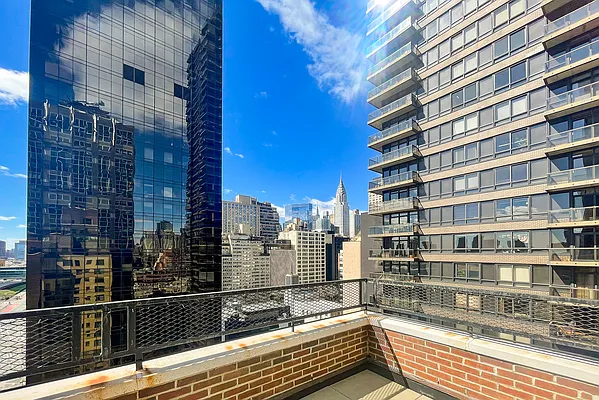 Rented by Warburg | media 19