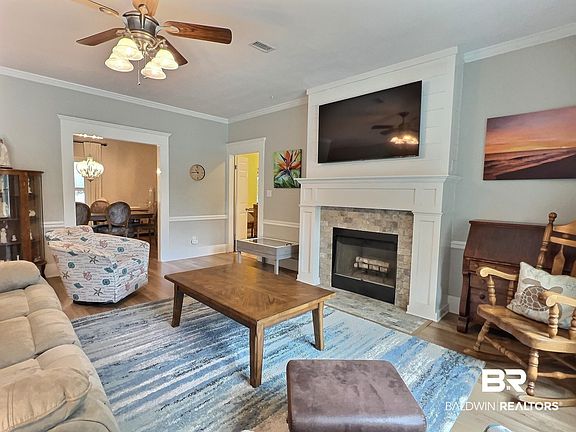 5th image of 403 Wedgewood Dr