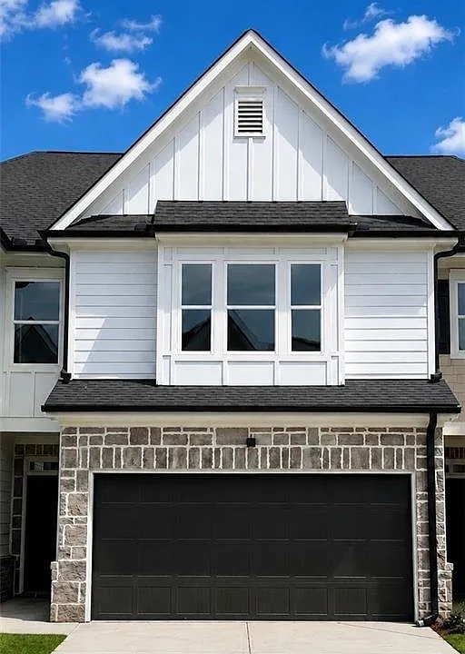 19 Crest Dr #2
