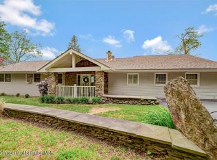 414 State Route 2067, Clifford Township, PA 18470