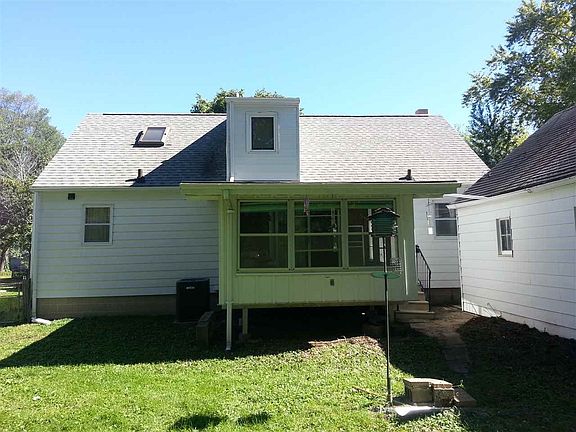 5th image of 730 Boelling Ave