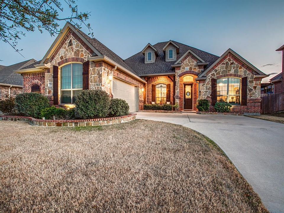 1st image of 226 Double Creek Dr
