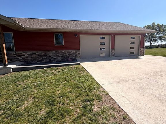 4th image of 804 N 5th St