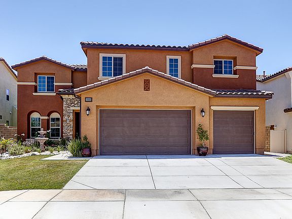 2nd image of 16866 Royal Pines Ln