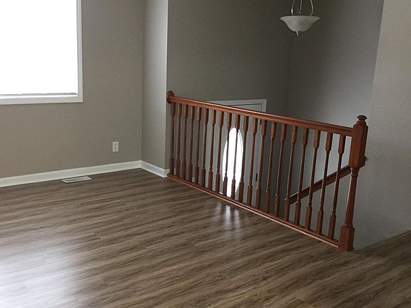 3rd image of 3804 Ramblewood Dr