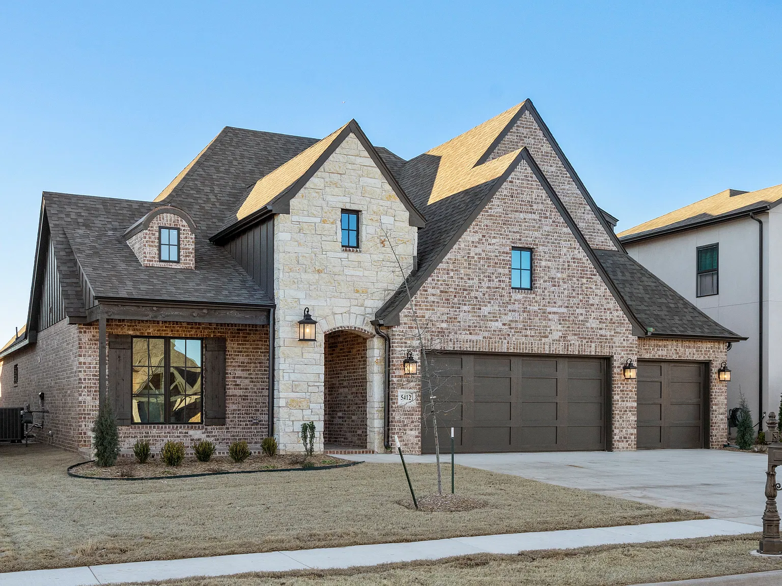 4 bed, 3.5 bath, 3102 sqft, $3,250 — Photo 2