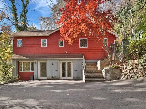 20 A Highclere Lane, Valhalla, NY 10595