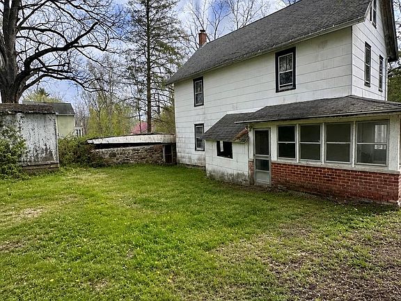 5th image of 953 Creek Locks Road
