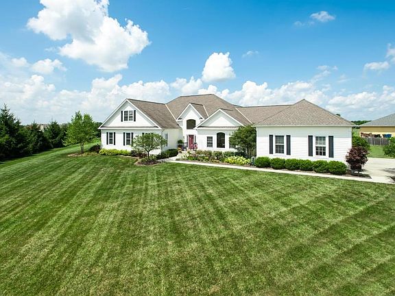 3rd image of 6426 Crooked Elm Ct
