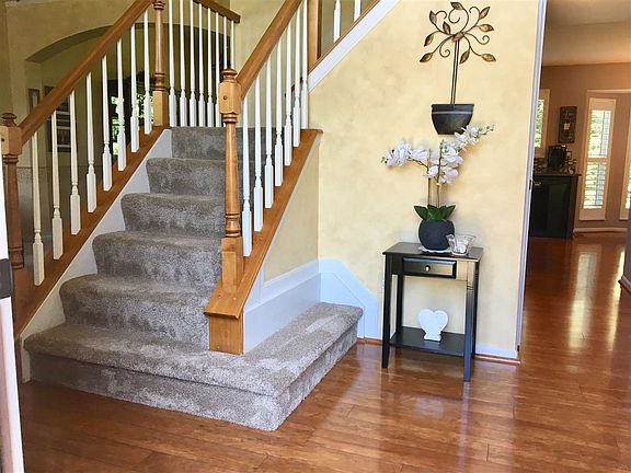 3rd image of 4080 Sherbourne Dr