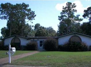 4085 King Arthur Dr, Pensacola, FL 32514