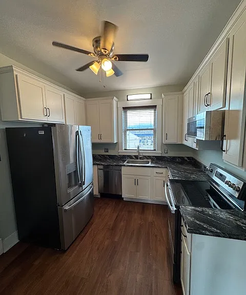 1218 Lewis Ave — Photo 11