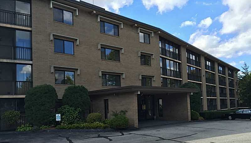 1st image of 650 E Greenwich Ave APT 5-309
