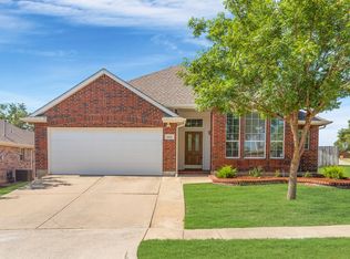 6212 Crestmont Ln, Sachse, TX 75048