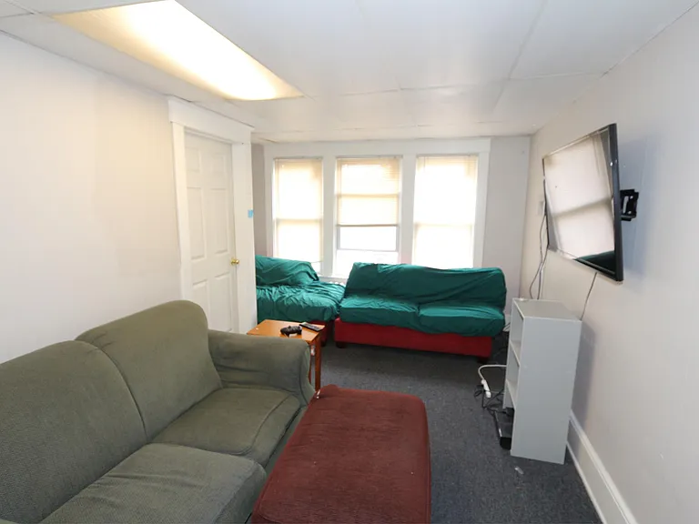 7-9 Weidman Pl #2 — Photo 17