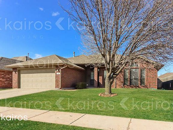 2nd image of 705 SW 154th Pl