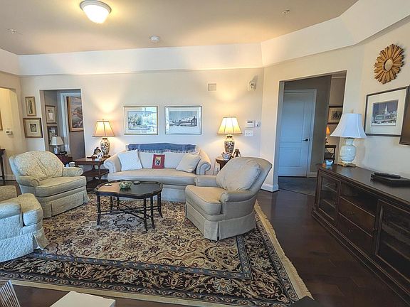 4th image of 8606 Wintergreen Ct Unit 207