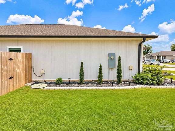 5th image of 9656 Sagewood Dr