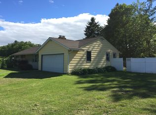 44 S Vista Dr, Lock Haven, PA 17745