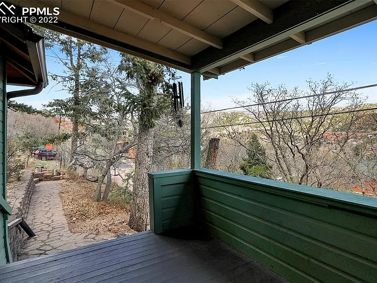 927 High Rd — Photo 3