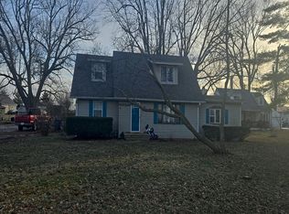 2690 Sunny View Dr, Illiopolis, IL 62539