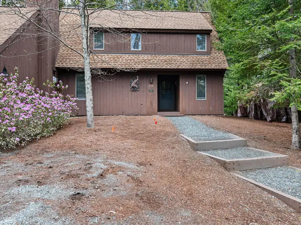 14 Bay Tree Lane, Grantham, NH 03753