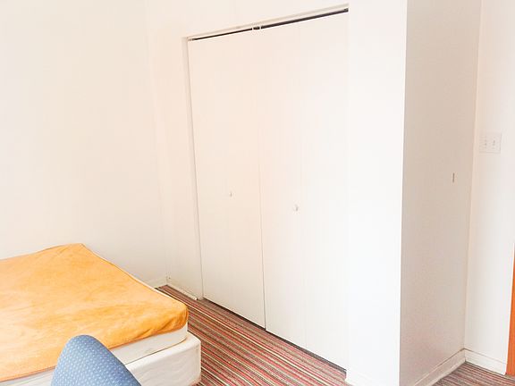 It comes with a full-size walk-in closet.