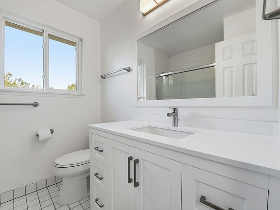 3rd image of 5415 Ora St