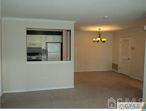 5th image of 1725 Waterford Dr
